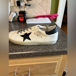 Designer Inspired brand new size 42 ladies tennis shoes